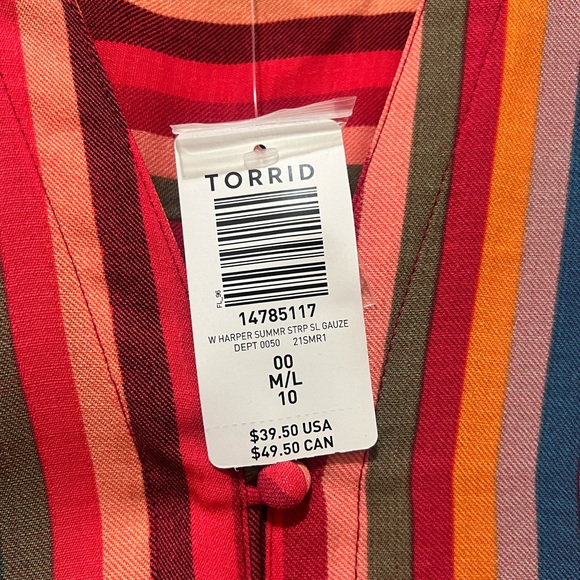 Harper Gauze Button-Front Sleeveless Blouse - Picture 5 of 7